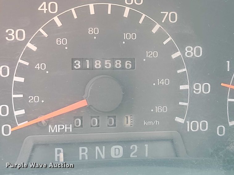 image for item DZ6563 1999 Ford F250 SuperCab pickup truck