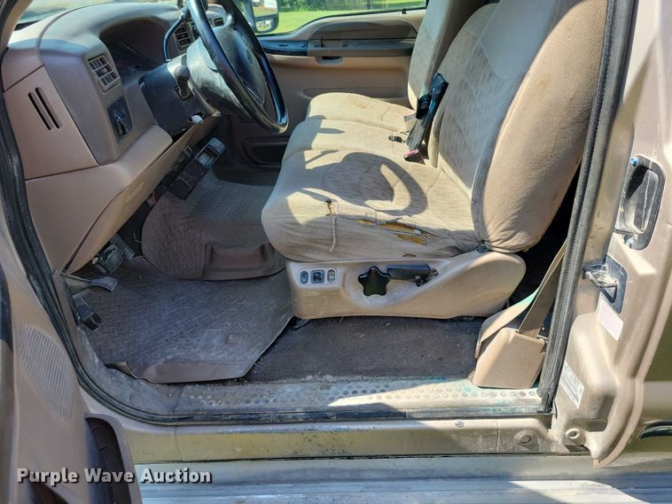 image for item DZ6563 1999 Ford F250 SuperCab pickup truck