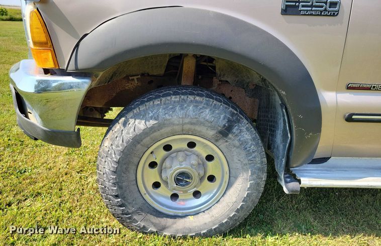 image for item DZ6563 1999 Ford F250 SuperCab pickup truck