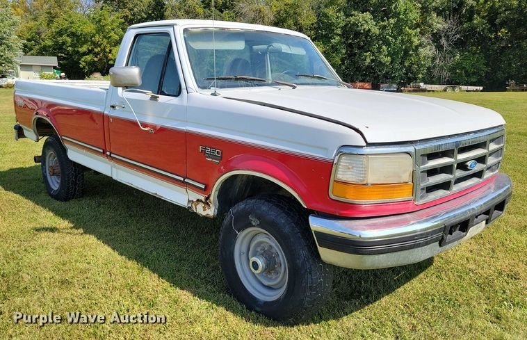 image for item DZ6564 1996 Ford F250 pickup truck