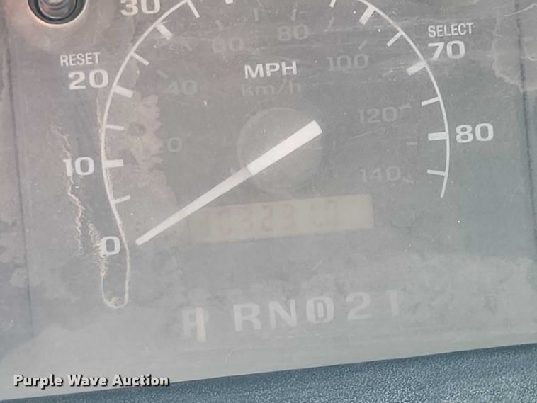 image for item DZ6564 1996 Ford F250 pickup truck