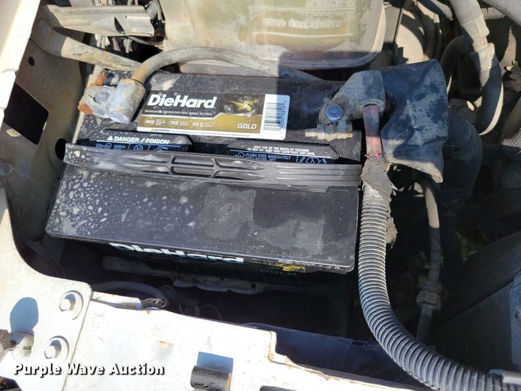 image for item DZ6564 1996 Ford F250 pickup truck