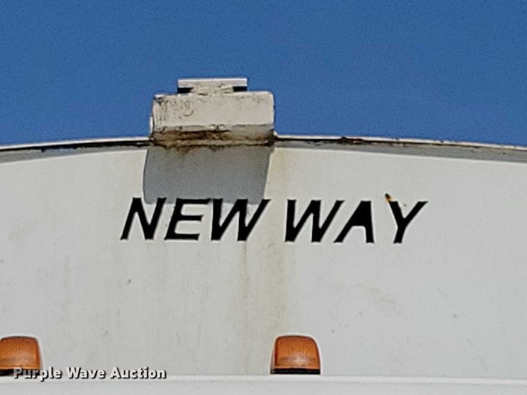 image for item DZ6566 2007 Freightliner  M2 Business Class refuse truck