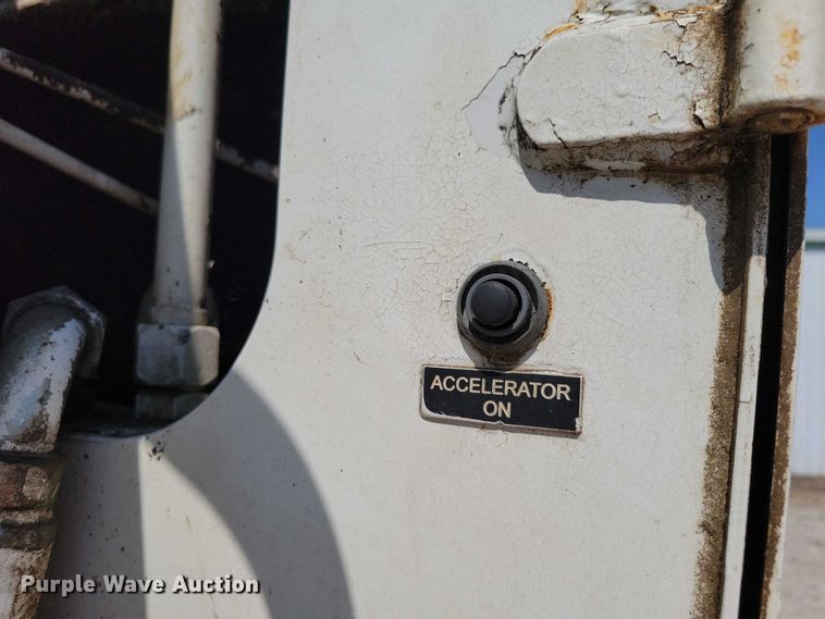 image for item DZ6566 2007 Freightliner  M2 Business Class refuse truck