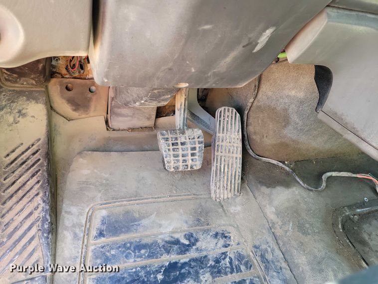 image for item DZ6566 2007 Freightliner  M2 Business Class refuse truck