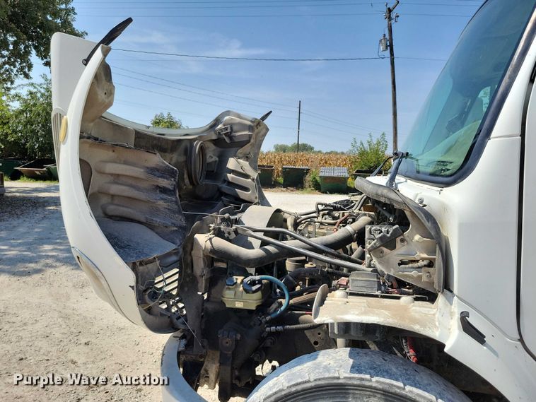 image for item DZ6566 2007 Freightliner  M2 Business Class refuse truck