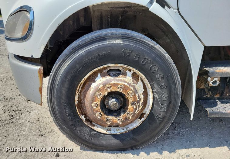 image for item DZ6566 2007 Freightliner  M2 Business Class refuse truck