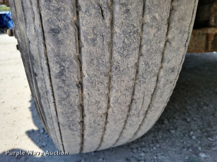 image for item DZ6566 2007 Freightliner  M2 Business Class refuse truck