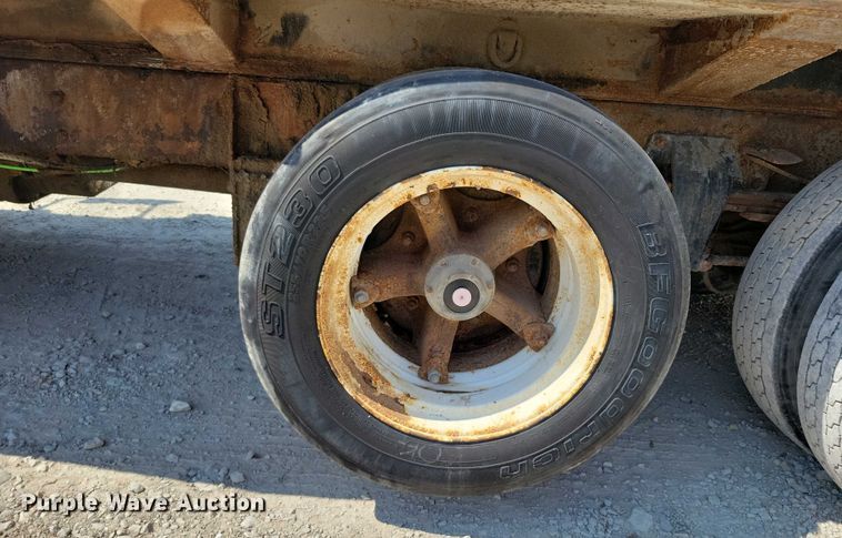 image for item DZ6566 2007 Freightliner  M2 Business Class refuse truck