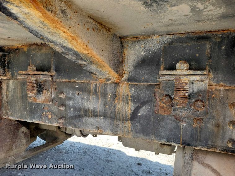 image for item DZ6567 1998 Ford L8513 refuse truck