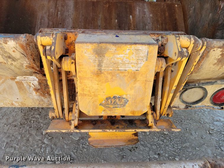 image for item DZ6567 1998 Ford L8513 refuse truck