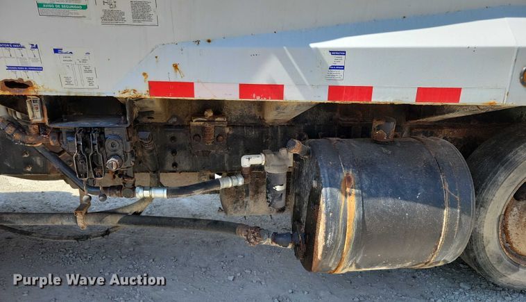 image for item DZ6567 1998 Ford L8513 refuse truck