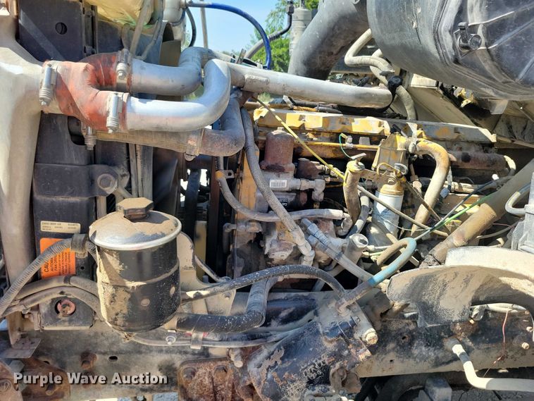 image for item DZ6567 1998 Ford L8513 refuse truck