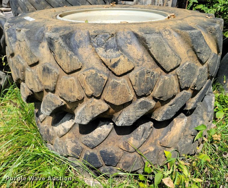 image for item DZ6575 (2) 17.5-25 tires and wheels 