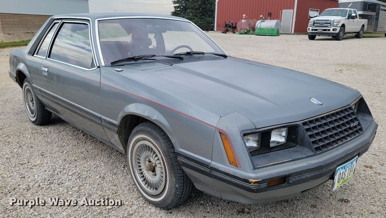 image for item DZ6577 1982 Ford Mustang 