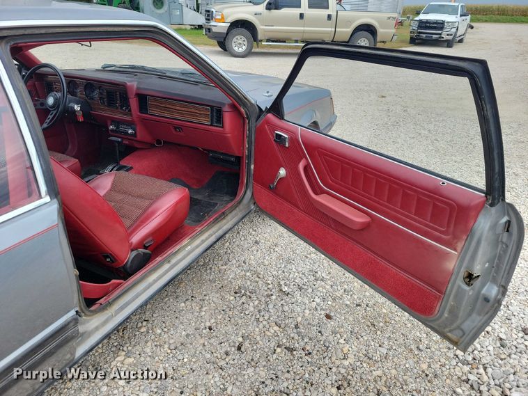 image for item DZ6577 1982 Ford Mustang 