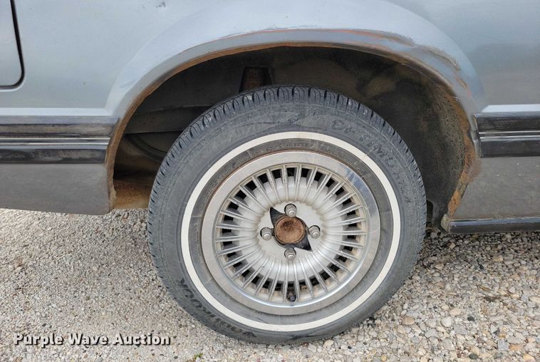 image for item DZ6577 1982 Ford Mustang 