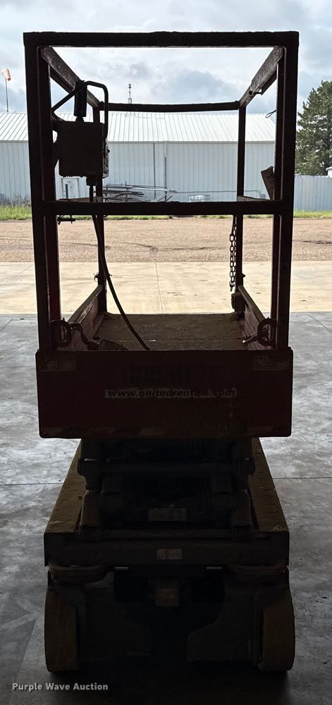 image for item DZ8963 2015 Skyjack SJIII 3219 scissor lift