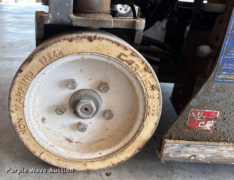 image for item DZ8963 2015 Skyjack SJIII 3219 scissor lift