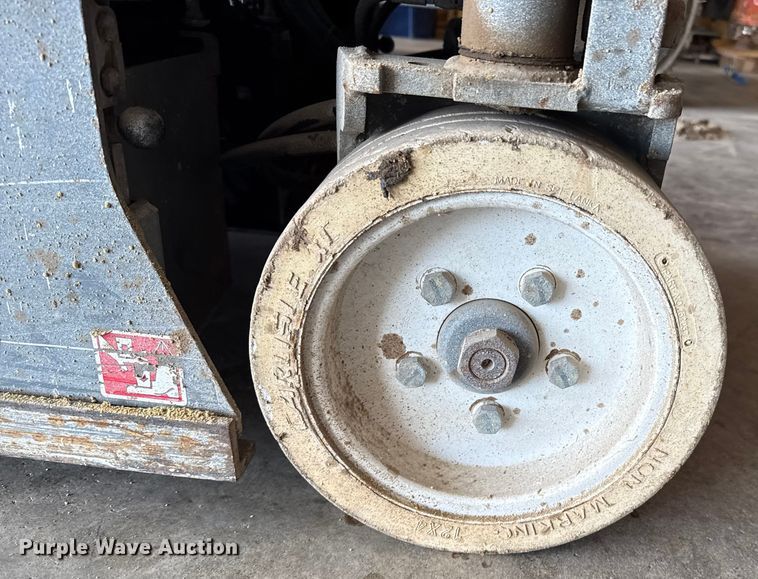 image for item DZ8963 2015 Skyjack SJIII 3219 scissor lift