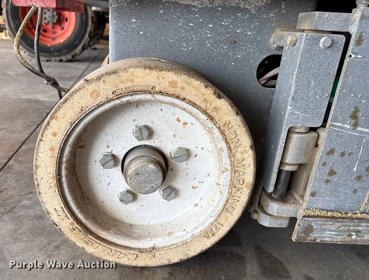 image for item DZ8963 2015 Skyjack SJIII 3219 scissor lift