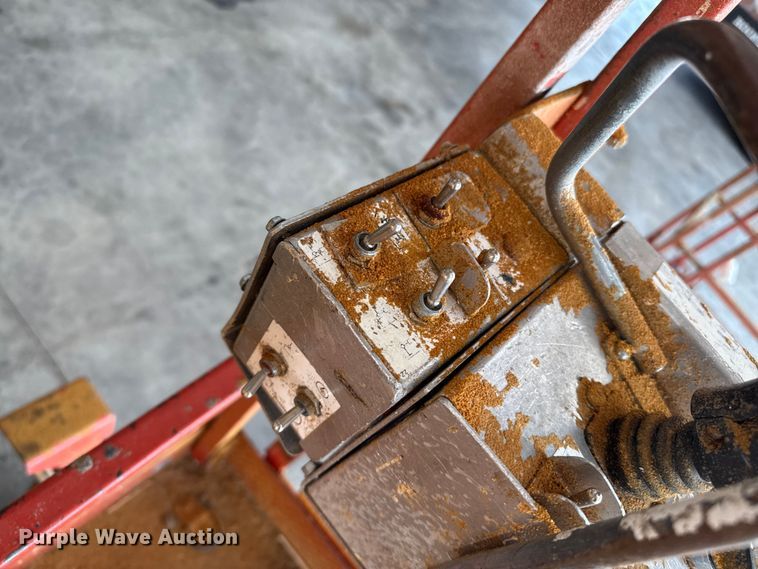 image for item DZ8964 Skyjack SJ7127 scissor lift