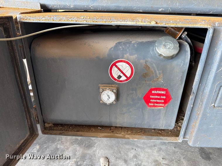 image for item DZ8964 Skyjack SJ7127 scissor lift