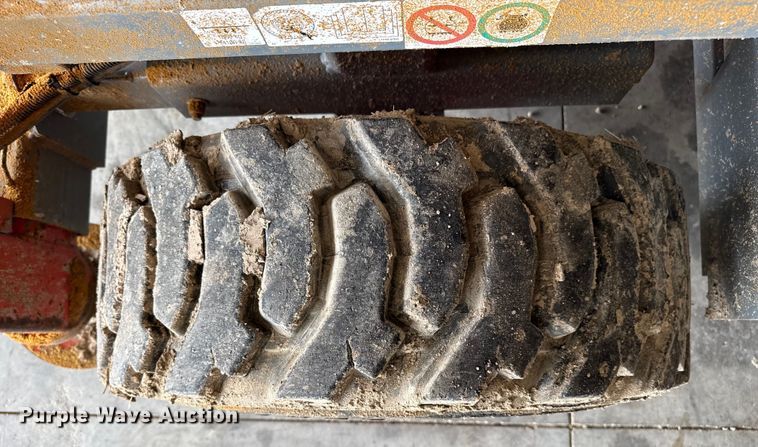 image for item DZ8964 Skyjack SJ7127 scissor lift