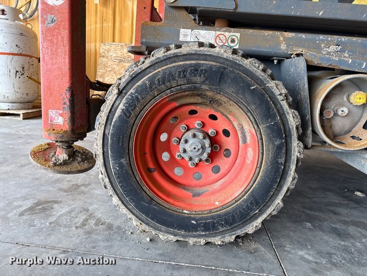 image for item DZ8964 Skyjack SJ7127 scissor lift