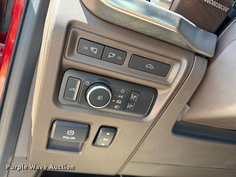 image for item DZ8966 2021 Ford F150 King Ranch SuperCrew pickup truck