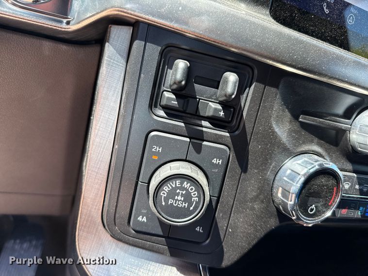 image for item DZ8966 2021 Ford F150 King Ranch SuperCrew pickup truck