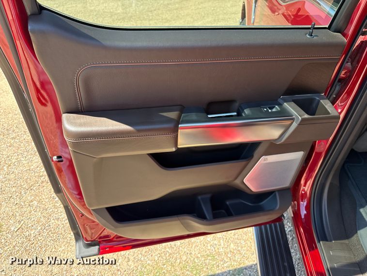 image for item DZ8966 2021 Ford F150 King Ranch SuperCrew pickup truck