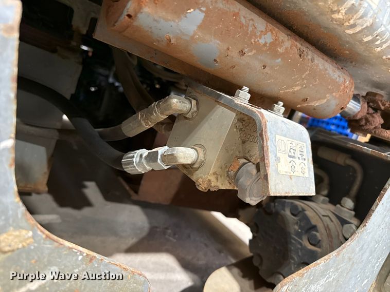 image for item DZ8975 2012 Skyjack SJ III 3219 scissor lift