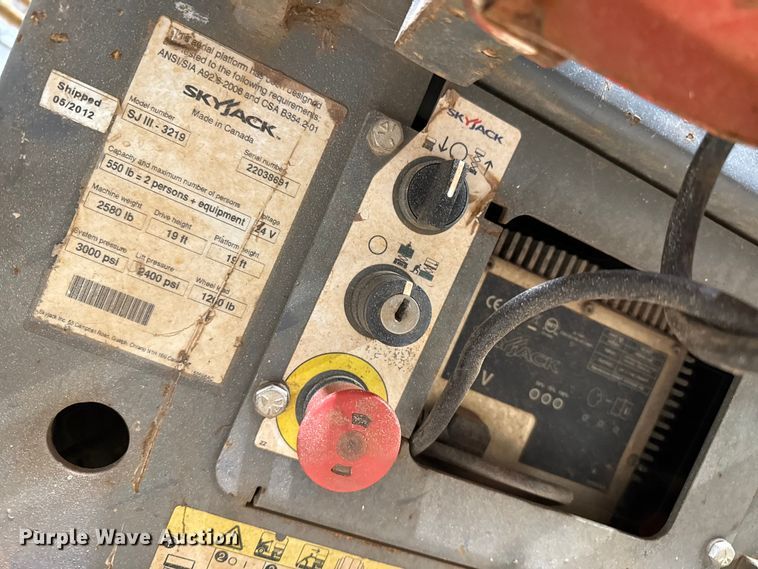 image for item DZ8975 2012 Skyjack SJ III 3219 scissor lift