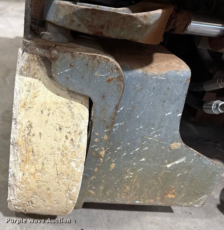 image for item DZ8975 2012 Skyjack SJ III 3219 scissor lift