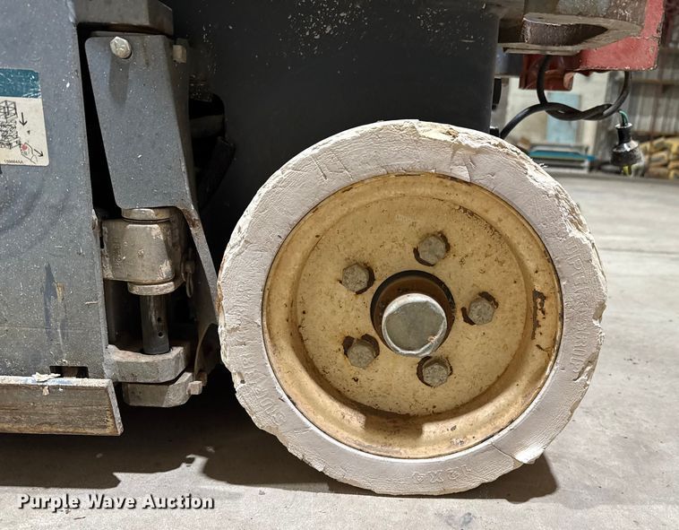 image for item DZ8975 2012 Skyjack SJ III 3219 scissor lift