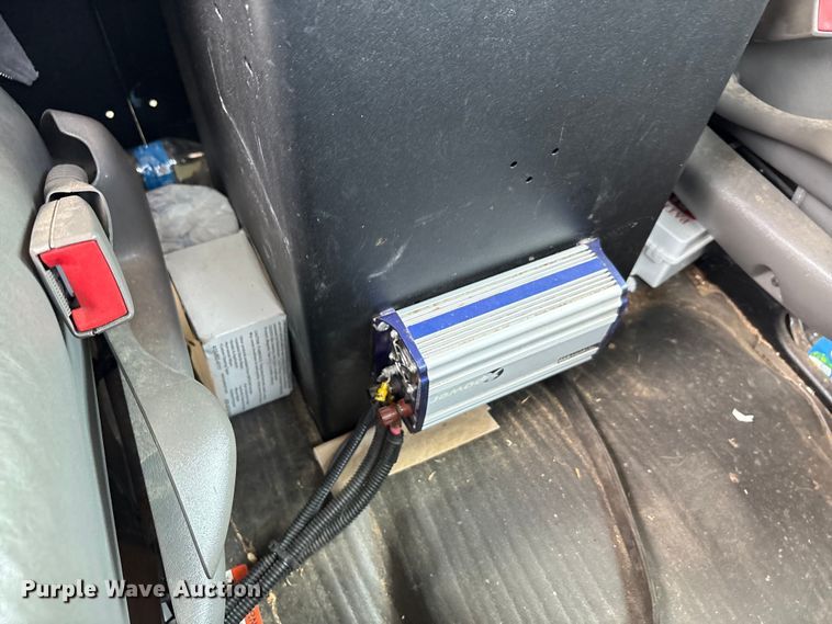 image for item EA7523 2019 Chevrolet Express 2500 van