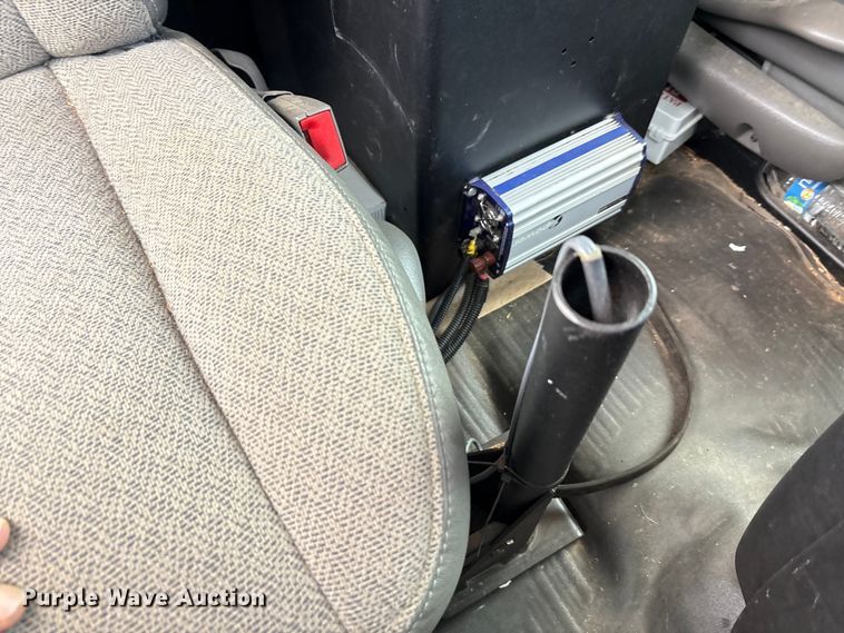 image for item EA7523 2019 Chevrolet Express 2500 van