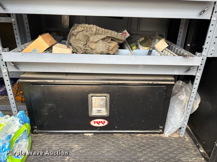 image for item EA7523 2019 Chevrolet Express 2500 van