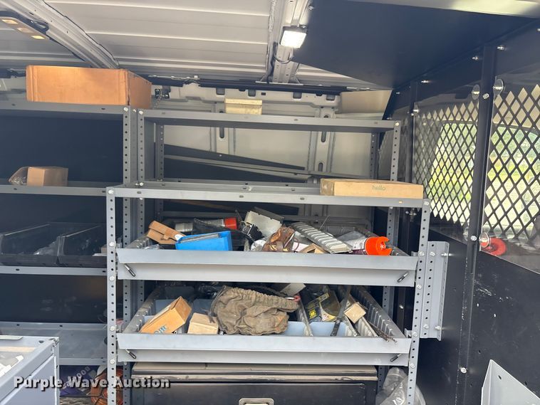 image for item EA7523 2019 Chevrolet Express 2500 van