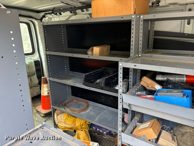 image for item EA7523 2019 Chevrolet Express 2500 van