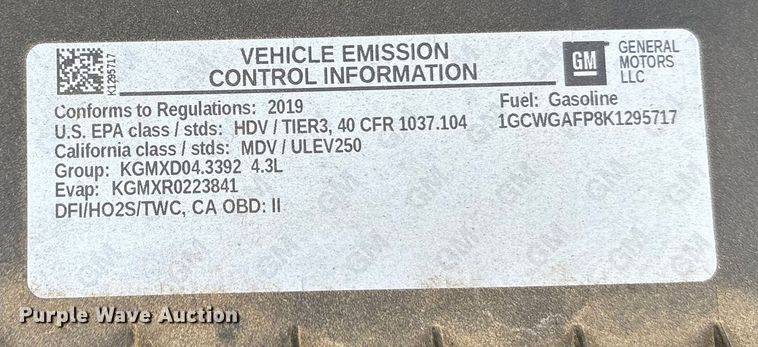 image for item EA7523 2019 Chevrolet Express 2500 van