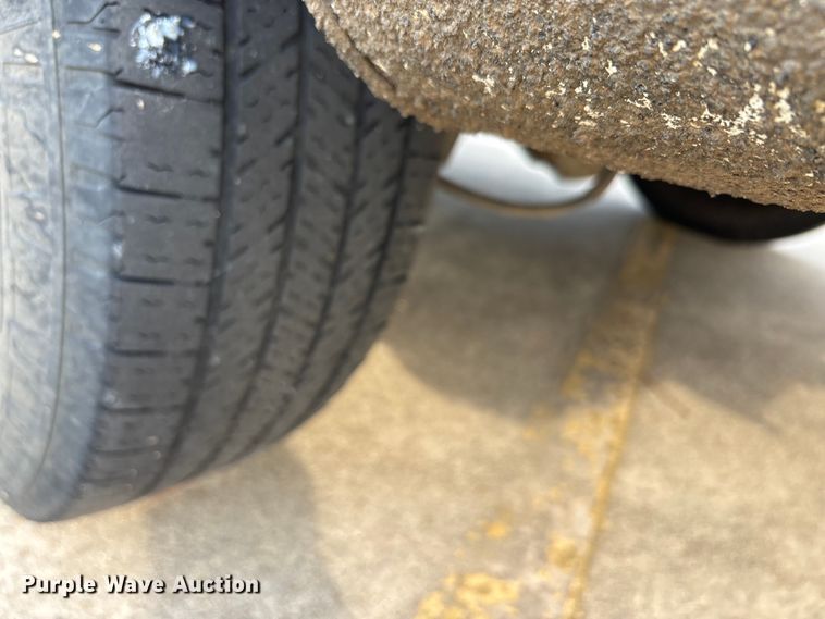 image for item EA7523 2019 Chevrolet Express 2500 van