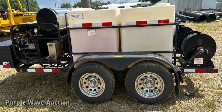 image for item EB2896 2017 Alkota 4405EAA hot water pressure washer trailer