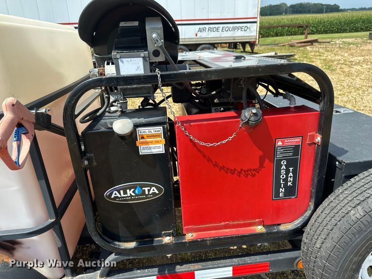 image for item EB2896 2017 Alkota 4405EAA hot water pressure washer trailer