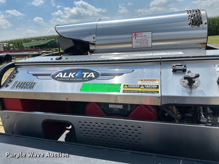 image for item EB2896 2017 Alkota 4405EAA hot water pressure washer trailer
