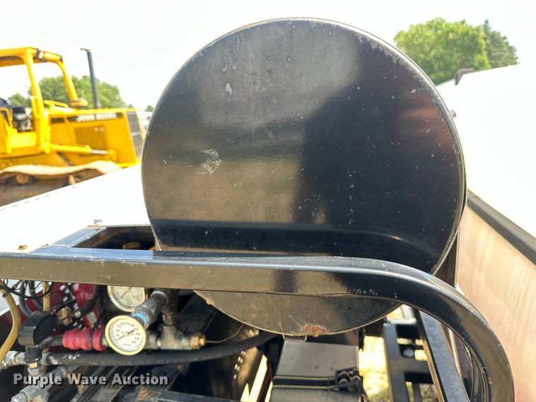 image for item EB2896 2017 Alkota 4405EAA hot water pressure washer trailer