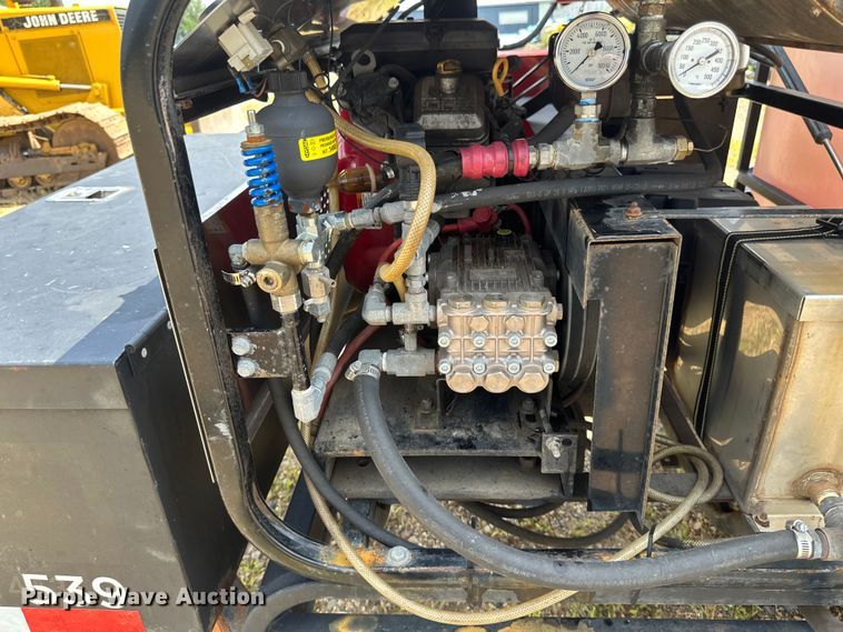 image for item EB2896 2017 Alkota 4405EAA hot water pressure washer trailer