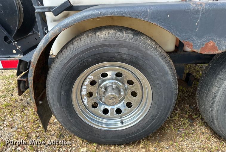 image for item EB2896 2017 Alkota 4405EAA hot water pressure washer trailer