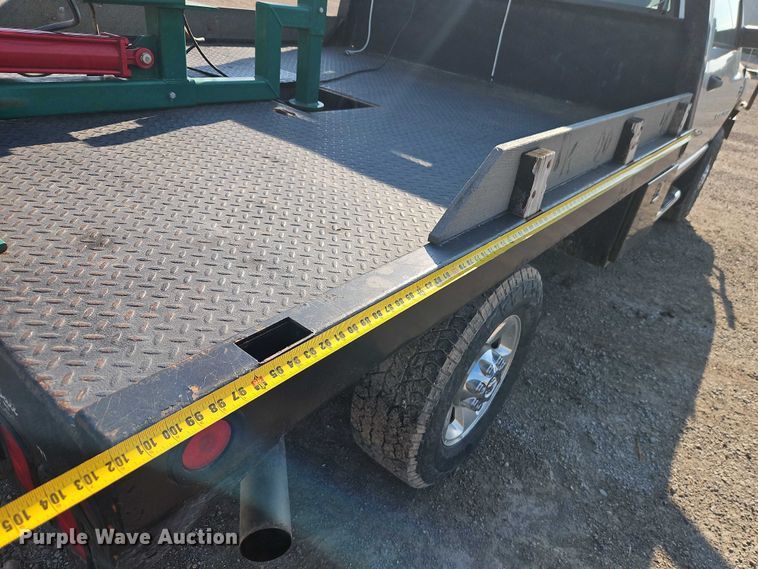 image for item EB8285 2006 Dodge Ram 2500 flatbed pickup truck